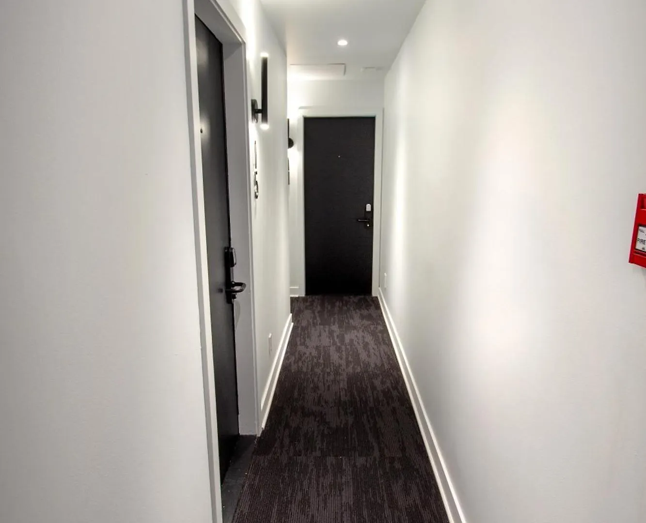 Studio #8 - Self Check-In - Plateau - St-Denis Montreal Apartment
